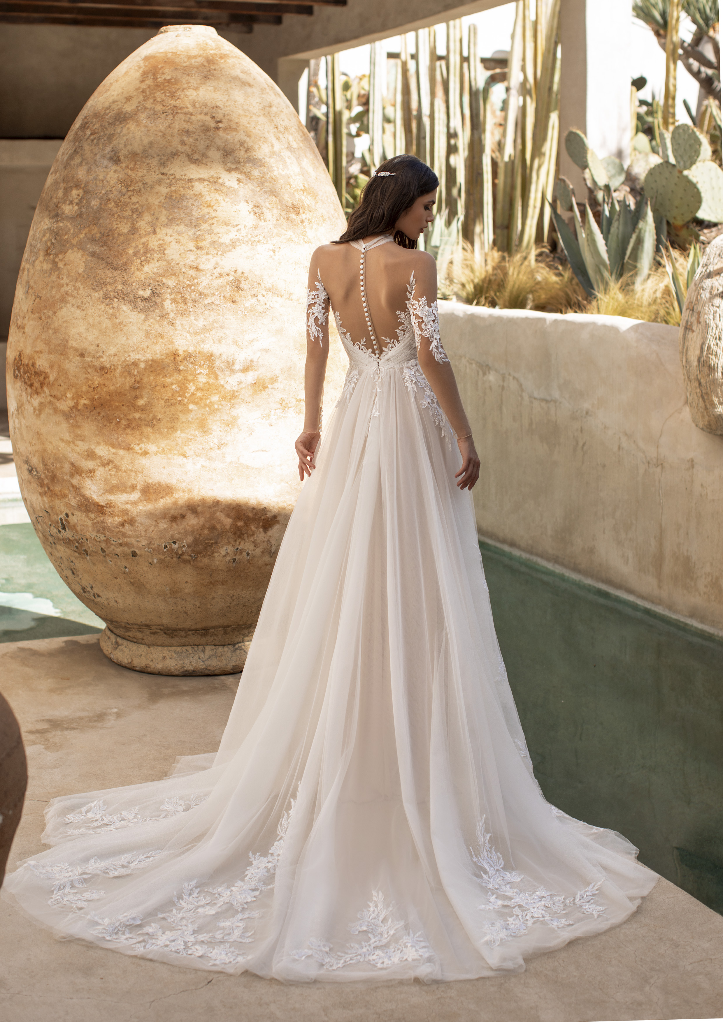 Vestido de noiva modelo Garland da coleção Pronovias 2021 Cruise Collection