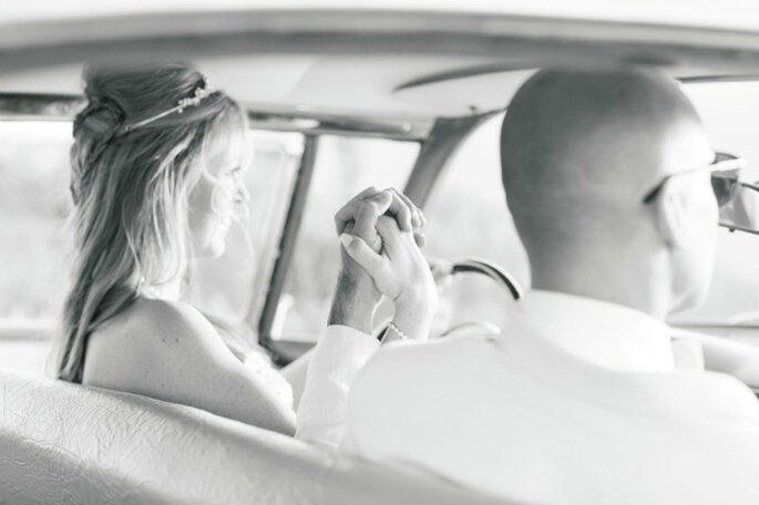 <a href="https://www.zankyou.pt/p/nao-perca-o-lindissimo-e-romantico-casamento-na-praia-da-natalie-e-do-ricardo-61191" target="_blank">
Visite o artigo! </a>