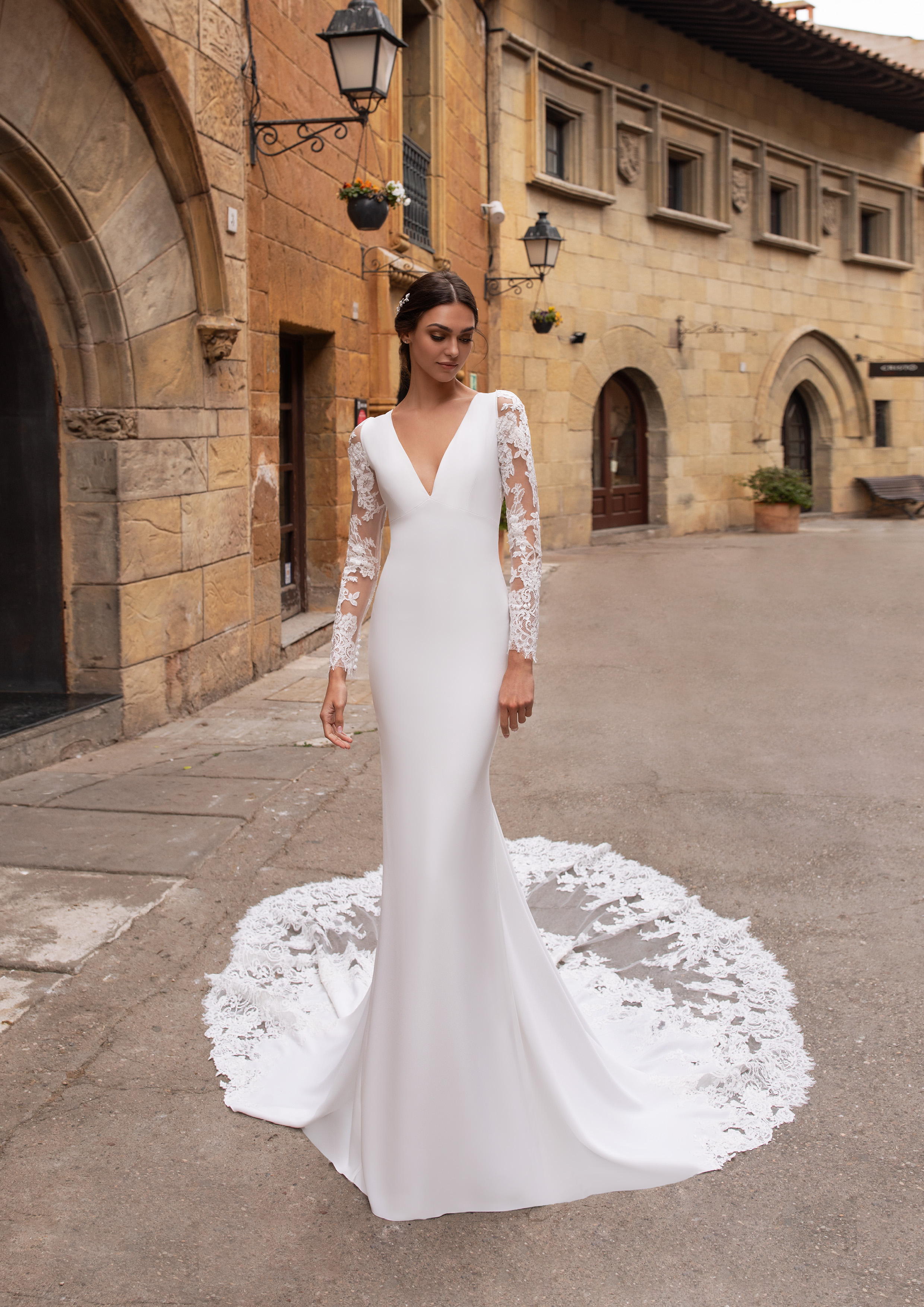 Aubrite, Pronovias 2020