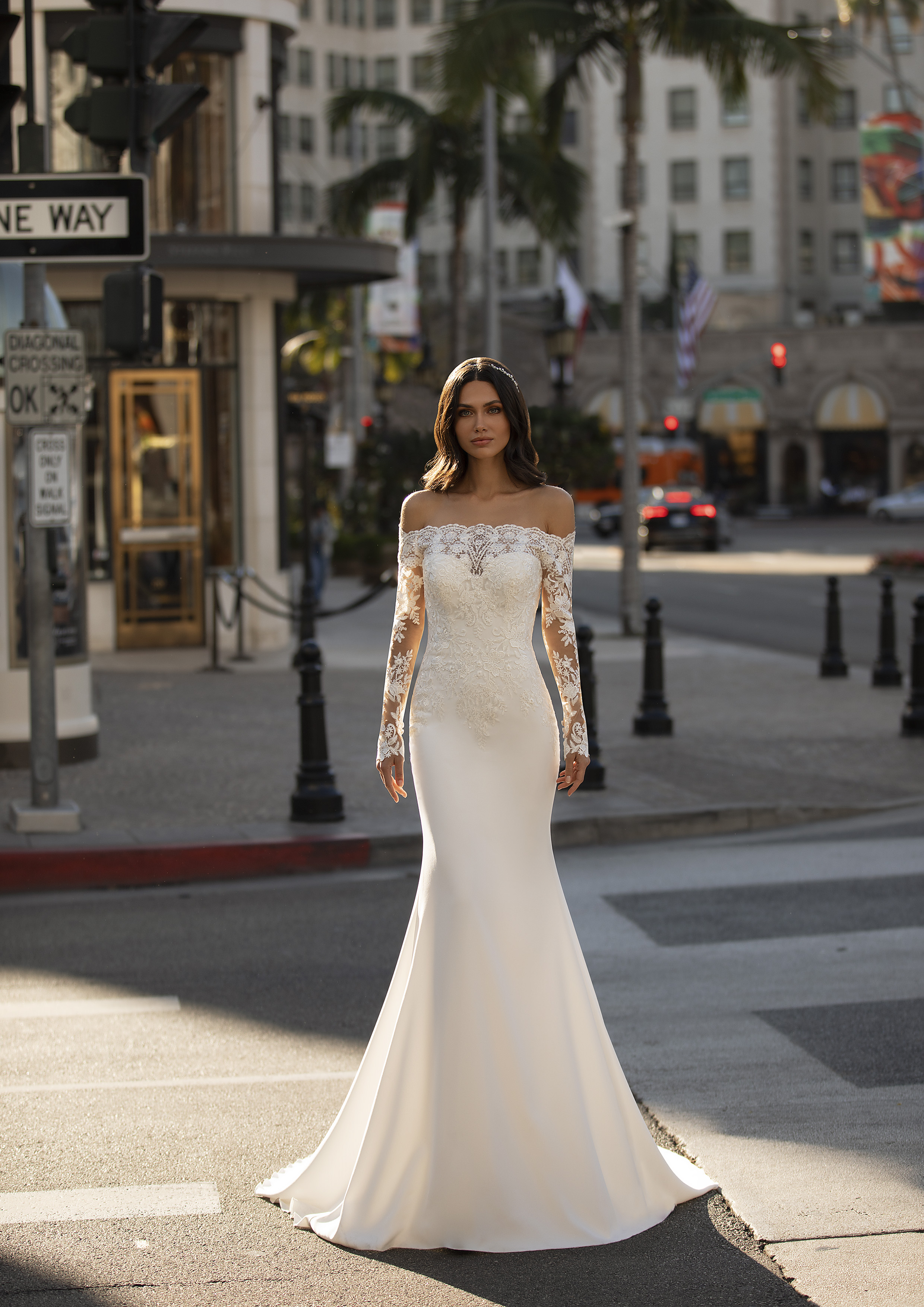Vestido de noiva modelo Winters da coleção Pronovias 2021 Cruise Collection