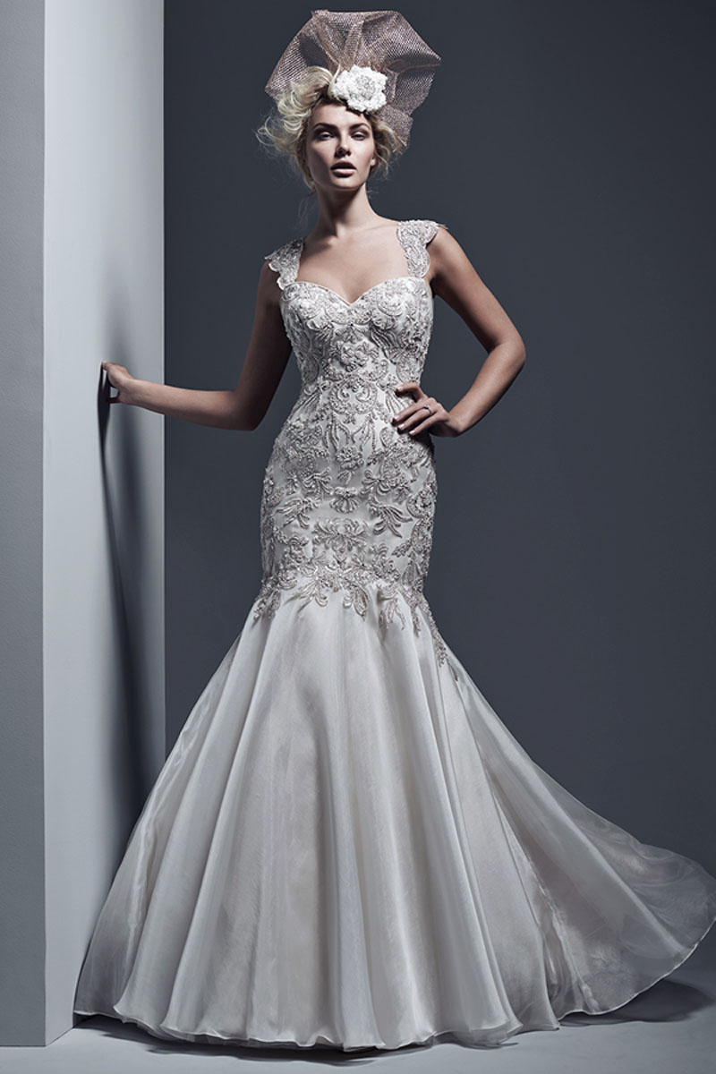 <a href="http://www.sotteroandmidgley.com/dress.aspx?style=5ST634" target="_blank">Sottero &amp; Midgley</a>