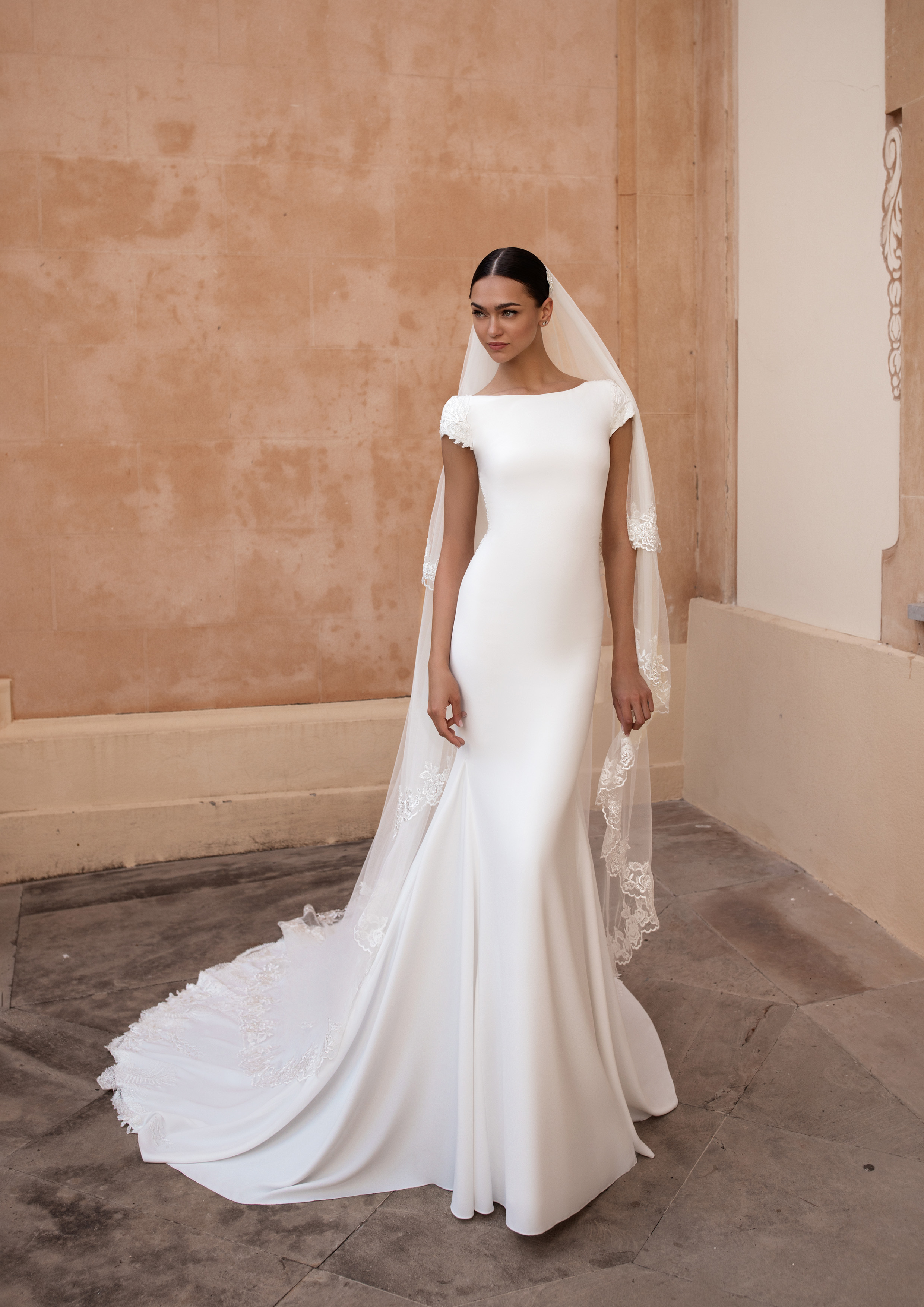 Anitra, Pronovias 2020