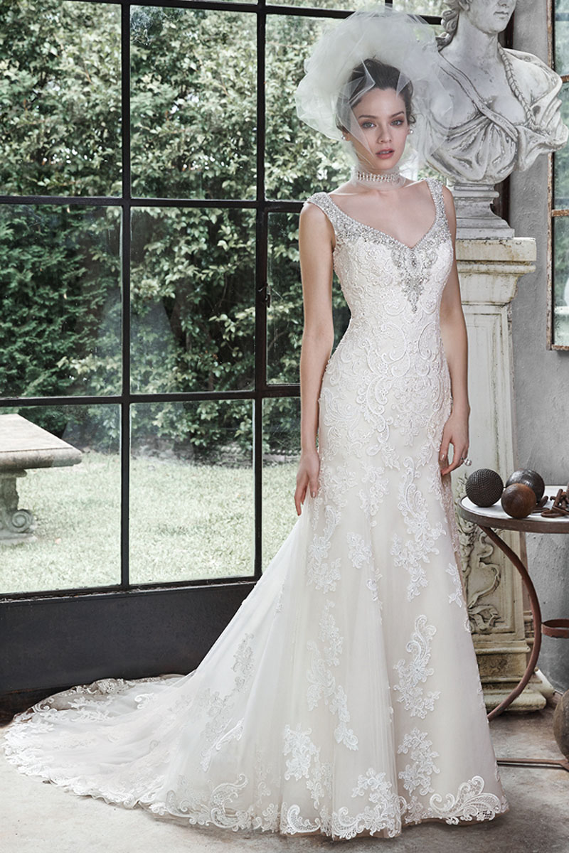 <a href="http://www.maggiesottero.com/dress.aspx?style=5MW646" target="_blank">Maggie Sottero</a>
