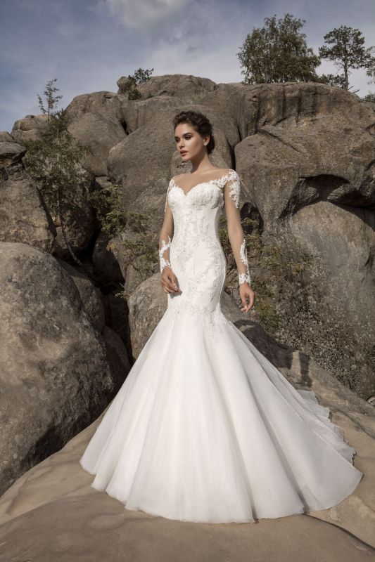 <a href="http://zankyou.9nl.de/7p1y" target="_blank"> Maxima Bridal </a>