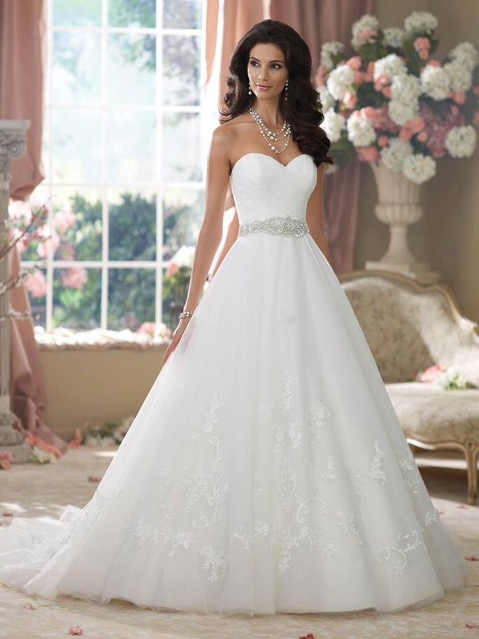 Vestido de noiva disponível na Principessa Noivas
