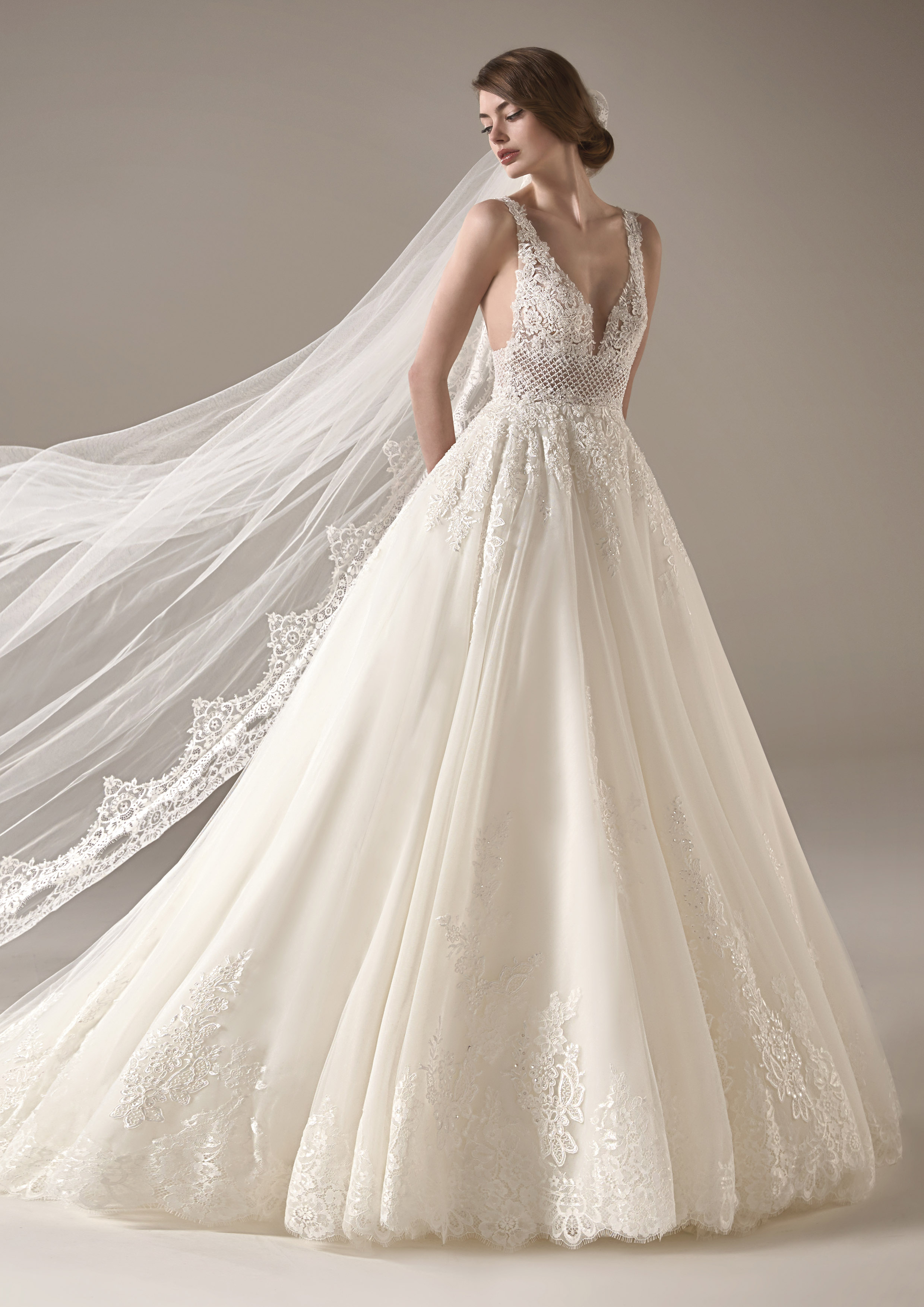 Adwoa, Pronovias Privee 2020