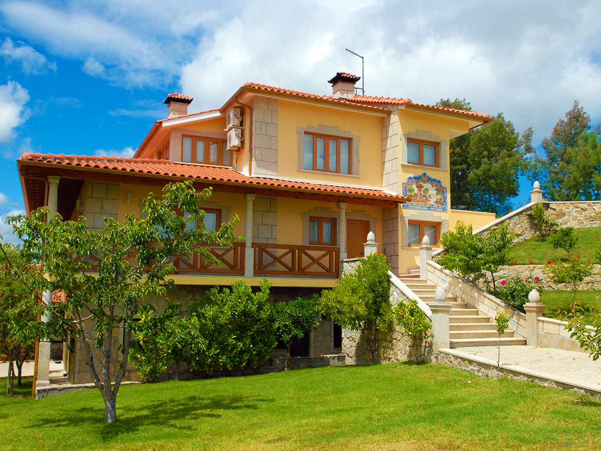 Espaço especiais para celebrar o seu casamento: <a href="https://www.zankyou.pt/f/quinta-dona-adelaide-461218/card/visit-web"> Quinta Dona Adelaide</a> - Vila Real: Valpaços