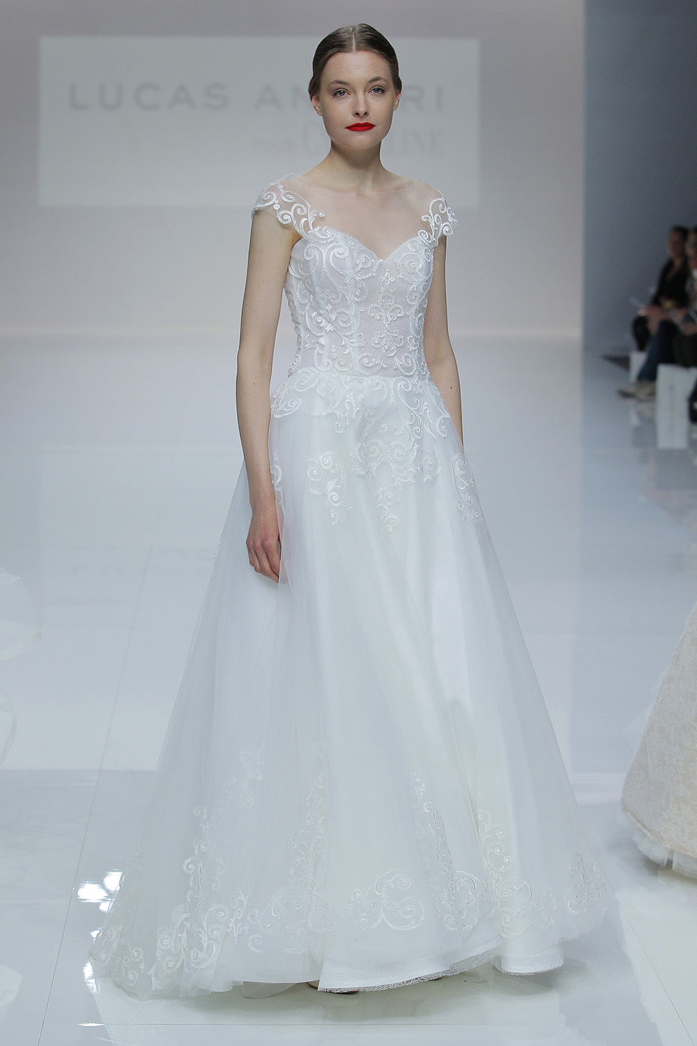Credits: Barcelona Bridal Fashion Week