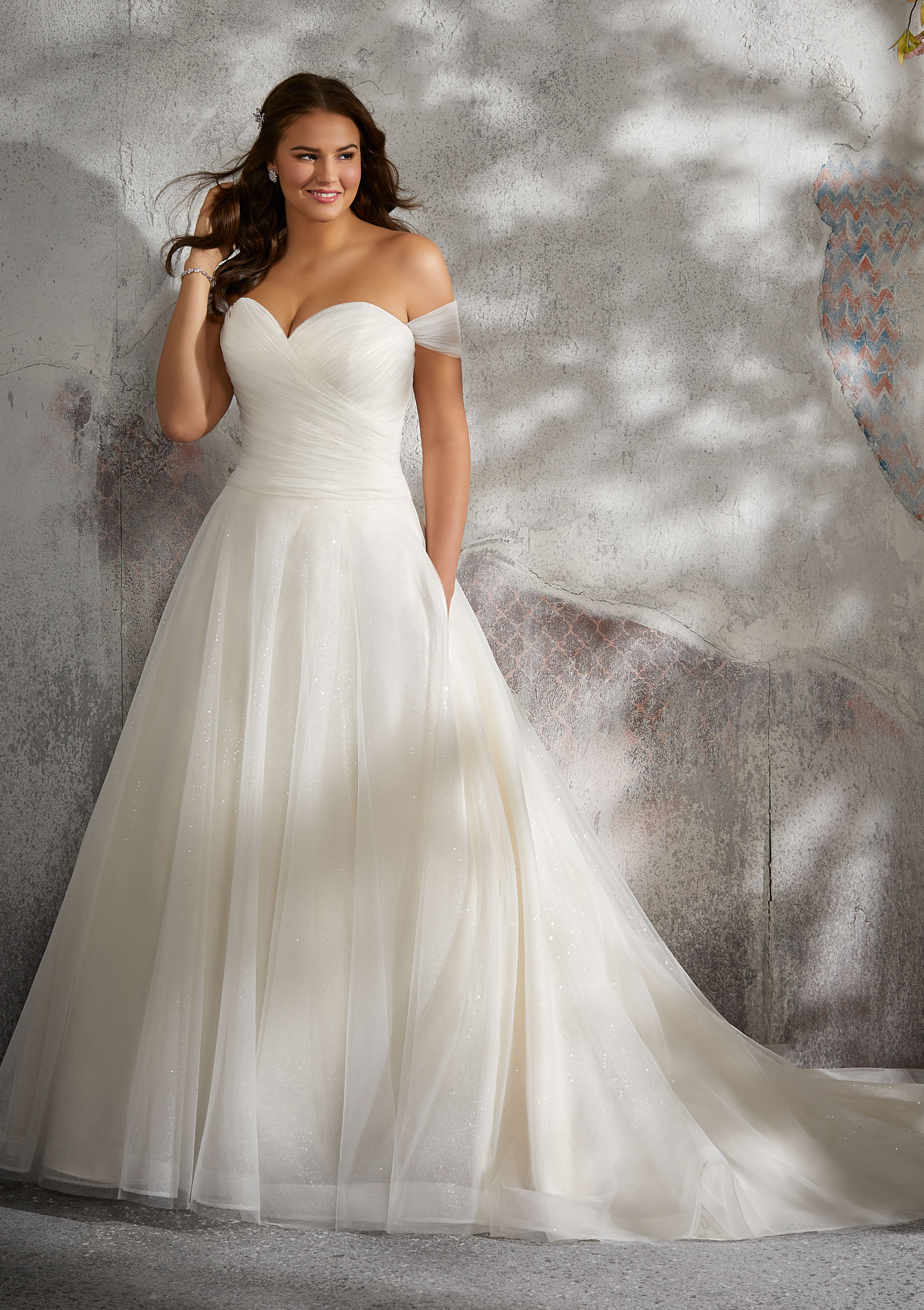 Modelo vestido Lyla da Mori Lee