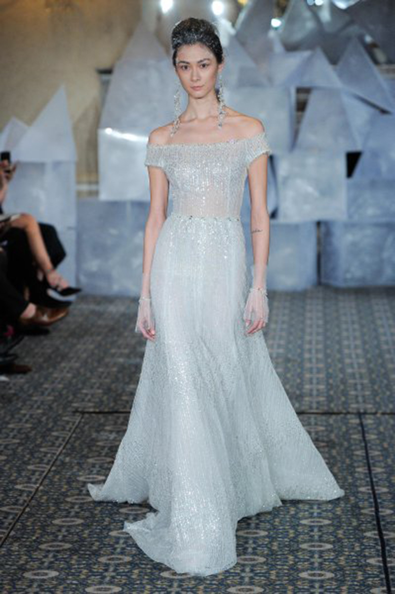 Créditos: Mira Zwillinger, New York Bridal Week