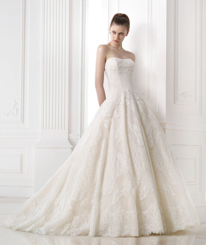 <a href="http://zankyou.9nl.de/nfw4">Peça a sua marcação para provar a nova Colecção 2015 de Pronovias</a>